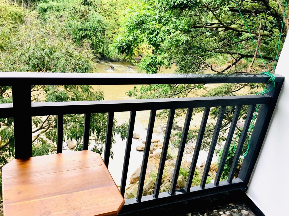 Jenushi Homestay 캔디 외부 사진