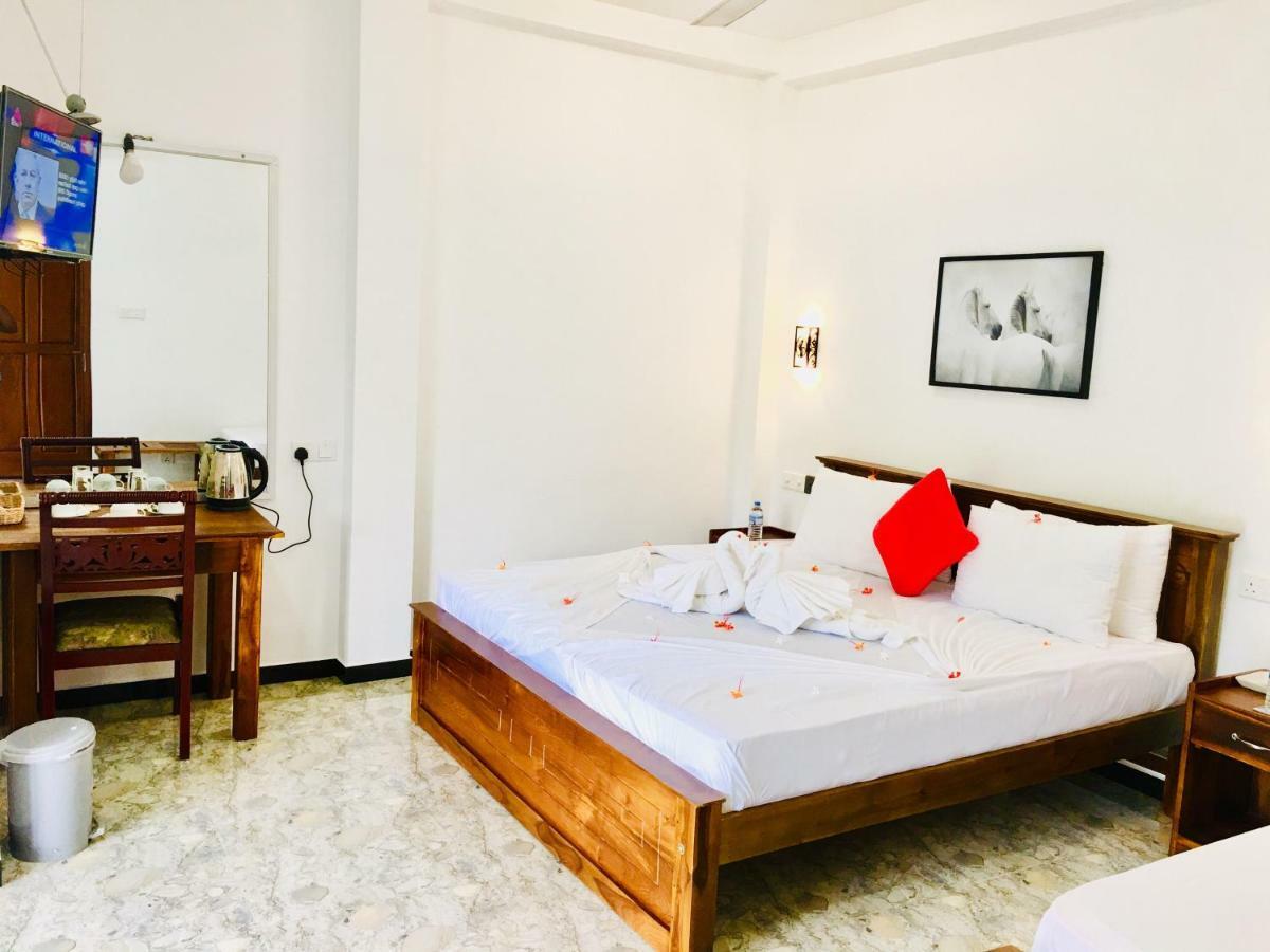 Jenushi Homestay 캔디 외부 사진