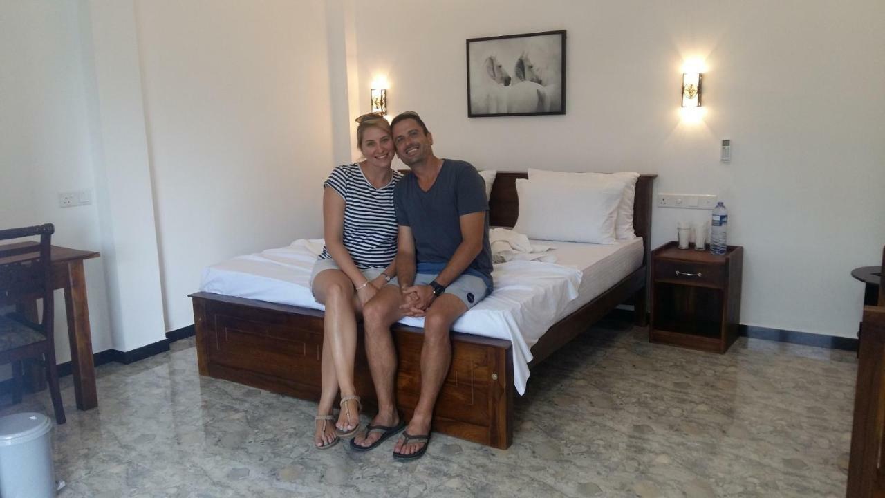Jenushi Homestay 캔디 외부 사진